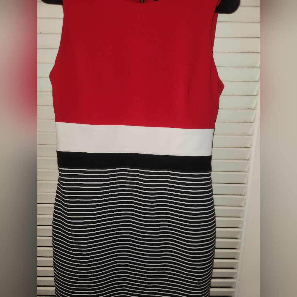 Tommy Hilfiger Sz4 Red and Black Striped Women's Dress